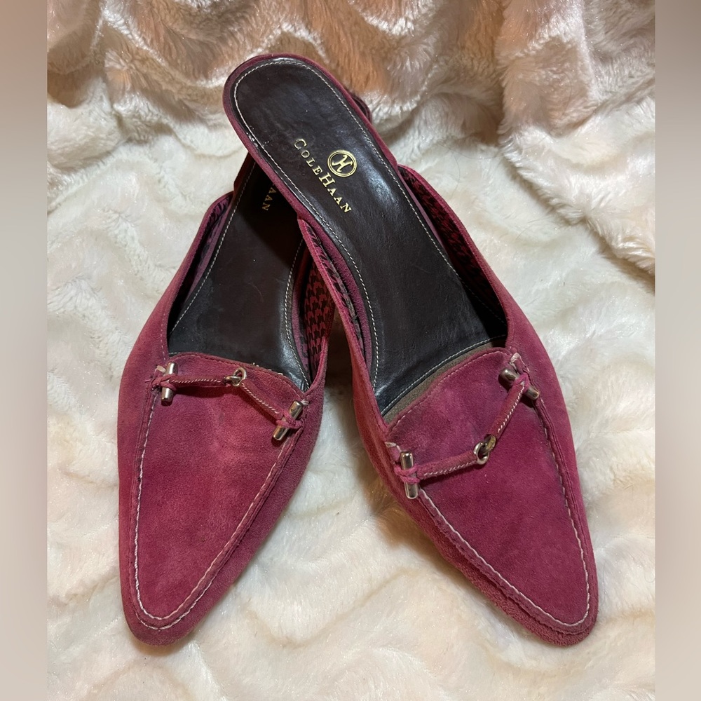 Cole Haan suede kitten heel slide ones Sz 8B